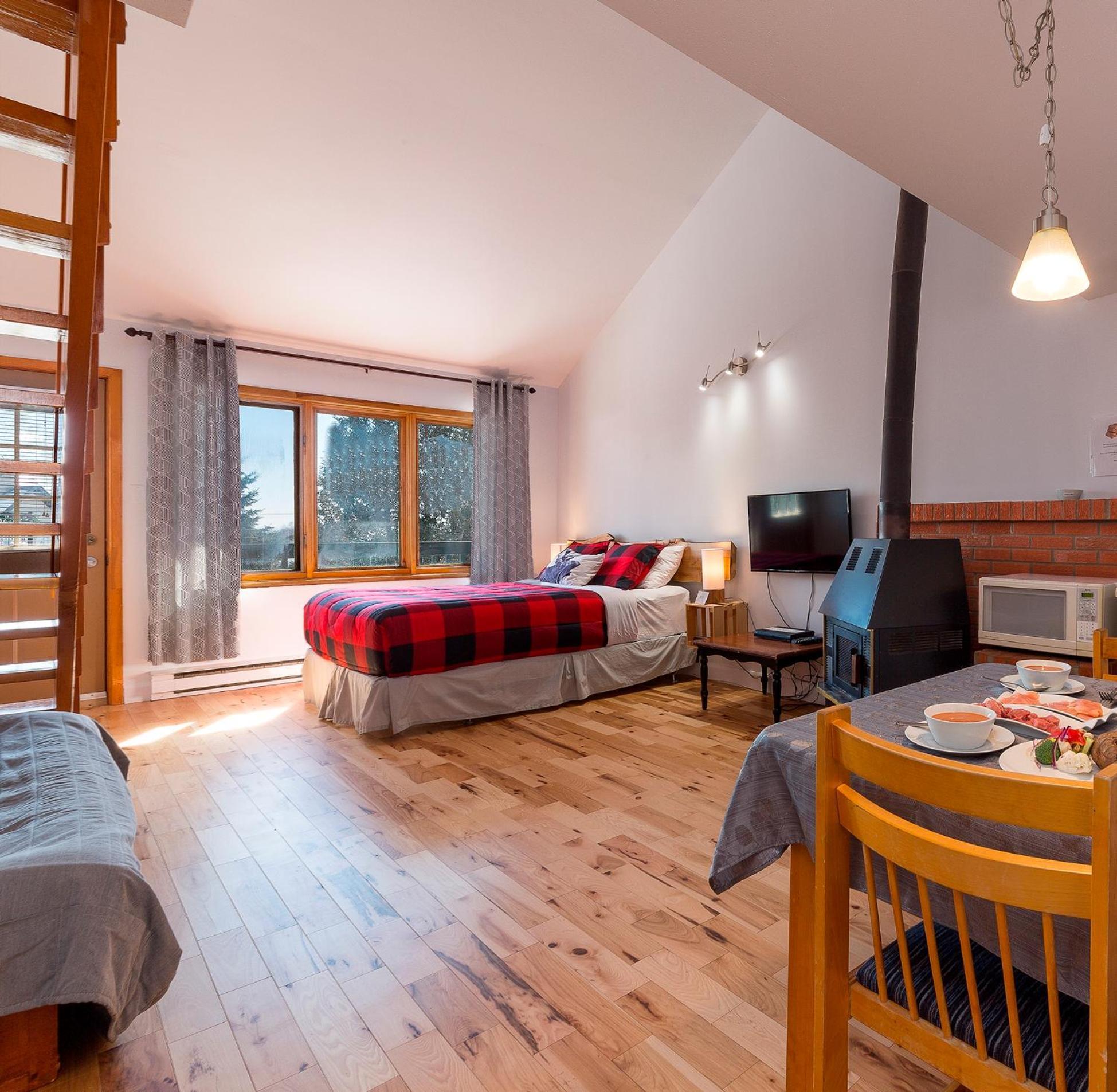 Hotel Complexe Les Neiges Beaupré Zewnętrze zdjęcie